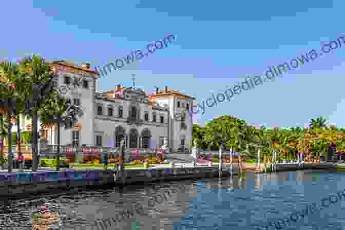 Vizcaya Museum And Gardens In Coconut Grove Pocket Guide To Miami Architecture (Norton Pocket Guides)